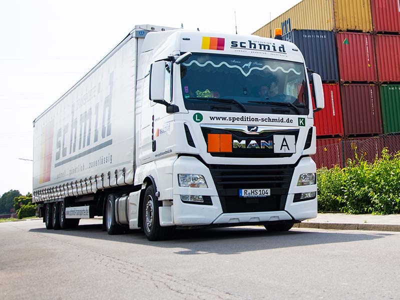 Schmid Transporte und Spedition, Intermodale Transporte und Containerlogistik in Regensburg